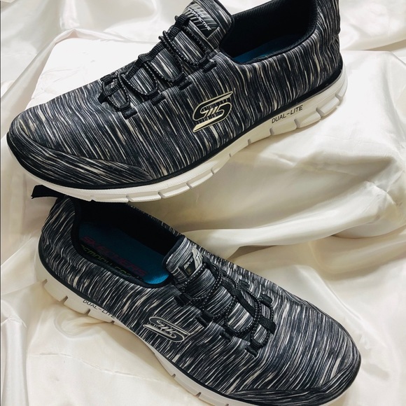 skechers air cooled memory foam dual lite